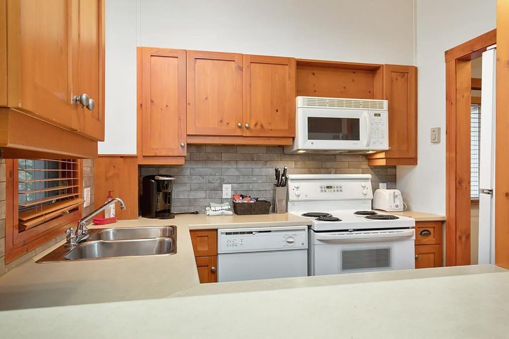 Apartmán Les Eaux 225-1 By Escapades Tremblant Mont-Tremblant Exteriér fotografie